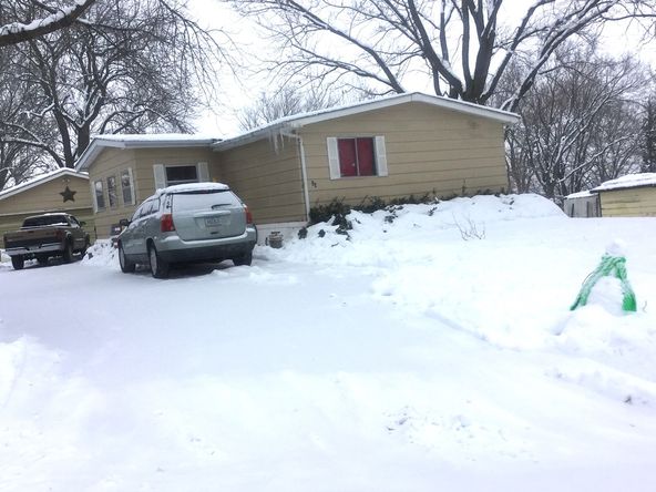 Villa Village: 2404 N 8th St, Red Oak, IA 51566